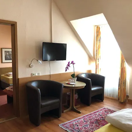 Hotel Zum Winzermaennle 3*