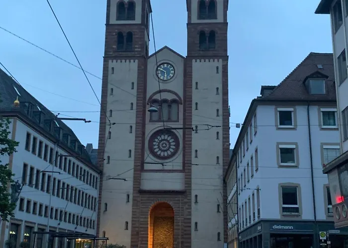 Hotel Zum Winzermaennle Würzburg