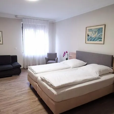 Otel Zum Winzermaennle 3*