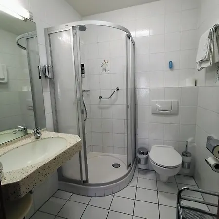 Otel Zum Winzermaennle Würzburg