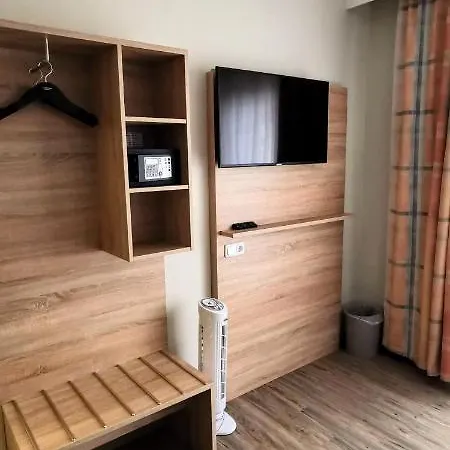 Hotel Zum Winzermännle