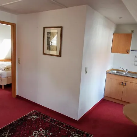 Zum Winzermaennle Otel