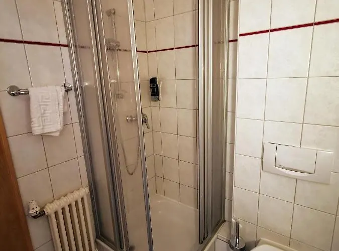 Zum Winzermaennle Hotel 3*
